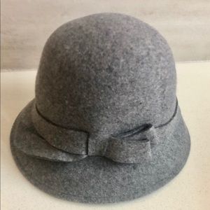 World Market Gray Cloche Hat; 100% Wool; One Sz